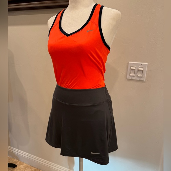 🎾NIKE-Tennis skirt and tank 🎾 - Picture 2 of 9